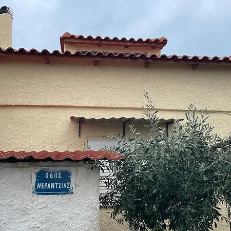 με σοφίτα Chalkida