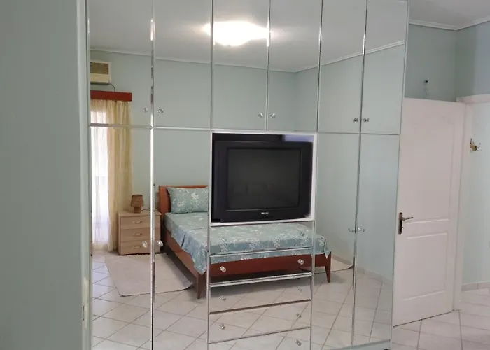 Caza Di Nicolas * Dhilesi